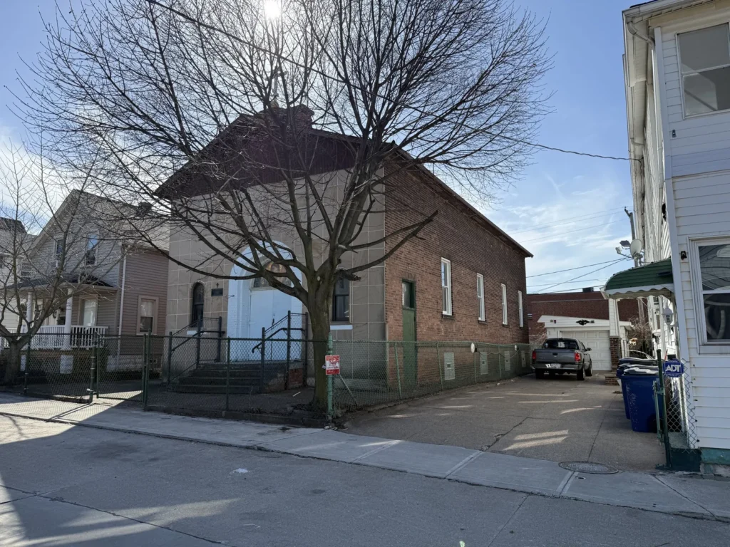 Church of the Icon Adaptive Reuse — project view 13