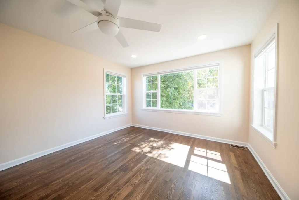 Laurel Ave Colonial — project view 7
