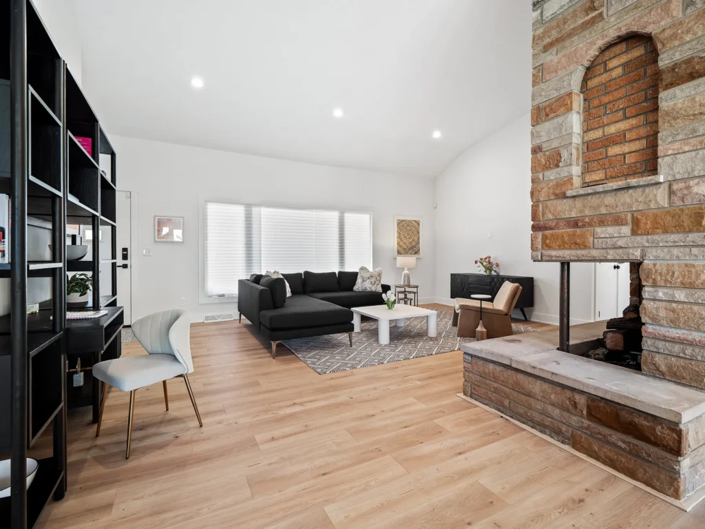 Edgewater Residence — project view 3
