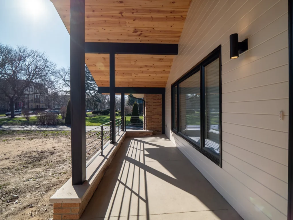 Edgewater Residence — project view 5
