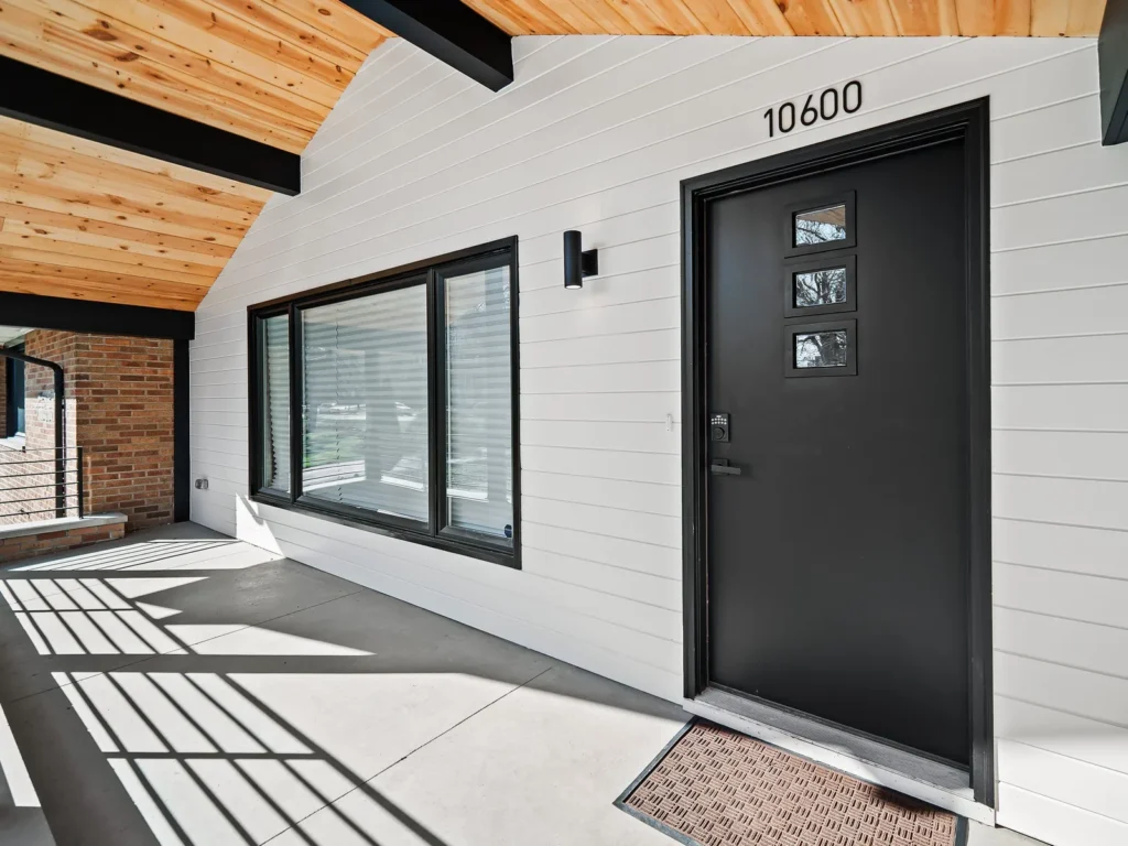 Edgewater Residence — project view 6